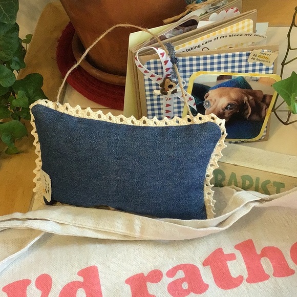 Dog Lovers’ Bundle - Picture 7 of 8